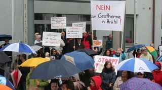 Im April 2014 organisiert die Bürgerinitiative gegen die Tiefe Geothermie in Brühl eine große Demonstaration.
