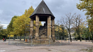 Das Gerüst um den Ölberg verschwindet. Ein kleiner Teil muss noch abgebaut werden.