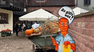 Herbstliche Stimmung beim Kürbisfest im Plankstadter Heimatmuseum.