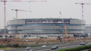 An der Eishockey-Arena wird noch gebaut.