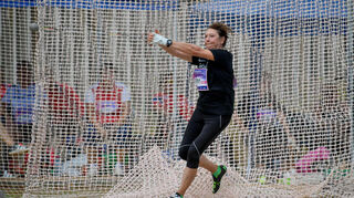 Bei den European Masters Athletics Championships auf Madeira sicherte sich die Hockenheimerin Elke Herzig - hier beim Hammerwurf - Mitte des Monats drei EM-Titel. Jetzt geht es in die Wintermonate.