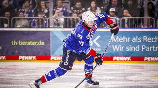 Yannick Proske ist einer der sechs Spieler der Adler Mannheim, die Deutschland beim Vierländerturnier in Landshut vertreten werden.