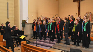 Der Gospelchor in Aktion.