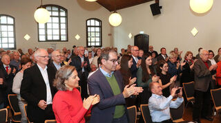 Standing Ovations für 70 Jahre aktive Sänger.