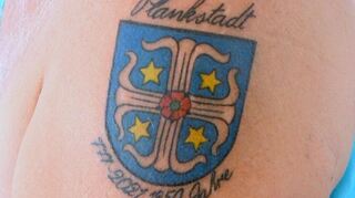 Das Wappen der Gemeinde Plankstadt geht manchen Bürgern sogar unter die Haut.