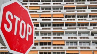 Die Linke will Betroffenen helfen, gegen überhöhte Mieten vorzugehen. (Symbolbild)