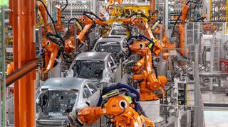 Wird in Firmen mit Betriebsrat automatisiert, entwickelt sich die Produktivität deutlich besser als in Unternehmen ohne Betriebsrat. (Archivbild)