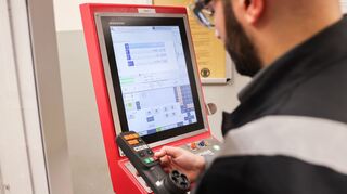 Ein syrischer Auszubildender in Deutschland. (Archivfoto aus Schleswig-Holstein)