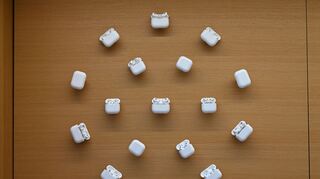 Nutzer in der EU bekommen die Live-Übersetzungsfunktion später in ihre AirPods. (Archivbild)