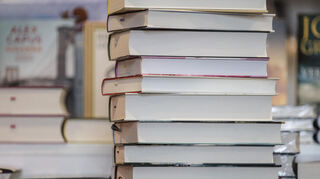 Beim Krimitag in Schwetzingen dreht sich alles um Kriminalromane. (Symbolbild)