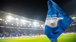 Bei der TSG Hoffenheim müssen zwei von vier Mitgliedern der Geschäftsführung den Verein verlassen.
