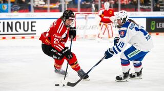 Tabea Botthof (l.) vom Bundesligisten Mad Dogs Mannheim erzielte das zweite Tor für die deutsche Nationalmannschaft.