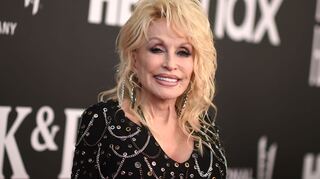 Dolly Parton wurde von der Oscar-Akademie für ihr sozialen Engagement geehrt. (Archivbild)