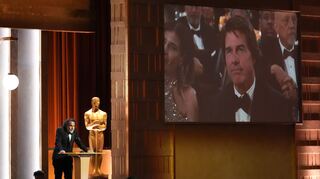 Regisseur Alejandro González Iñárritu stand bei der Gala auf der Bühne.